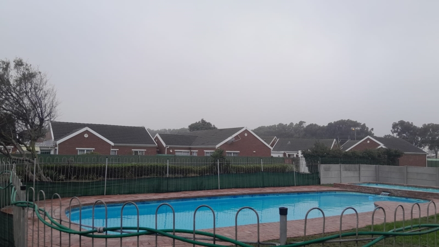 1 Bedroom Property for Sale in Pinelands Western Cape